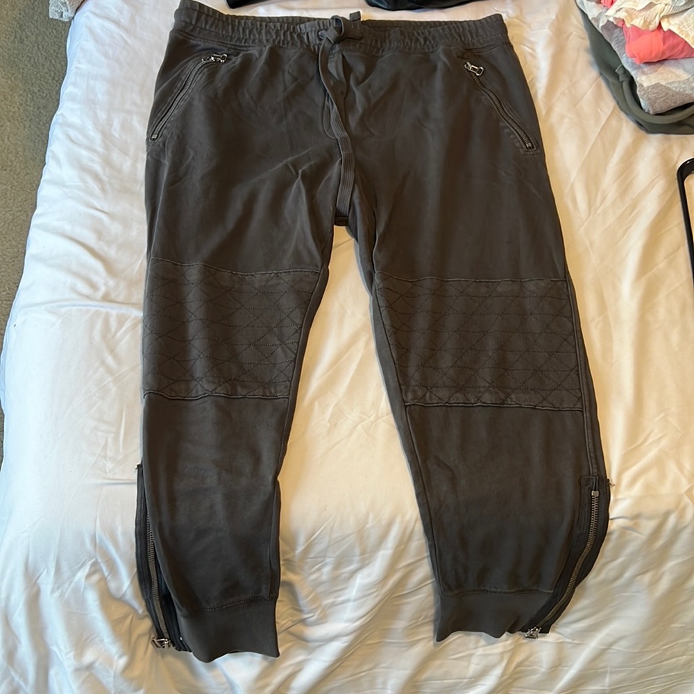 Navy joggers